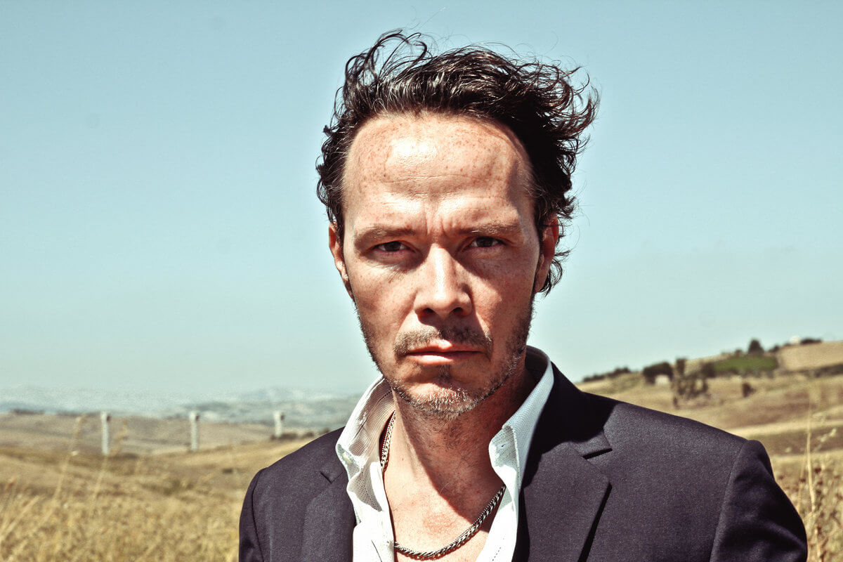 Hugo Race